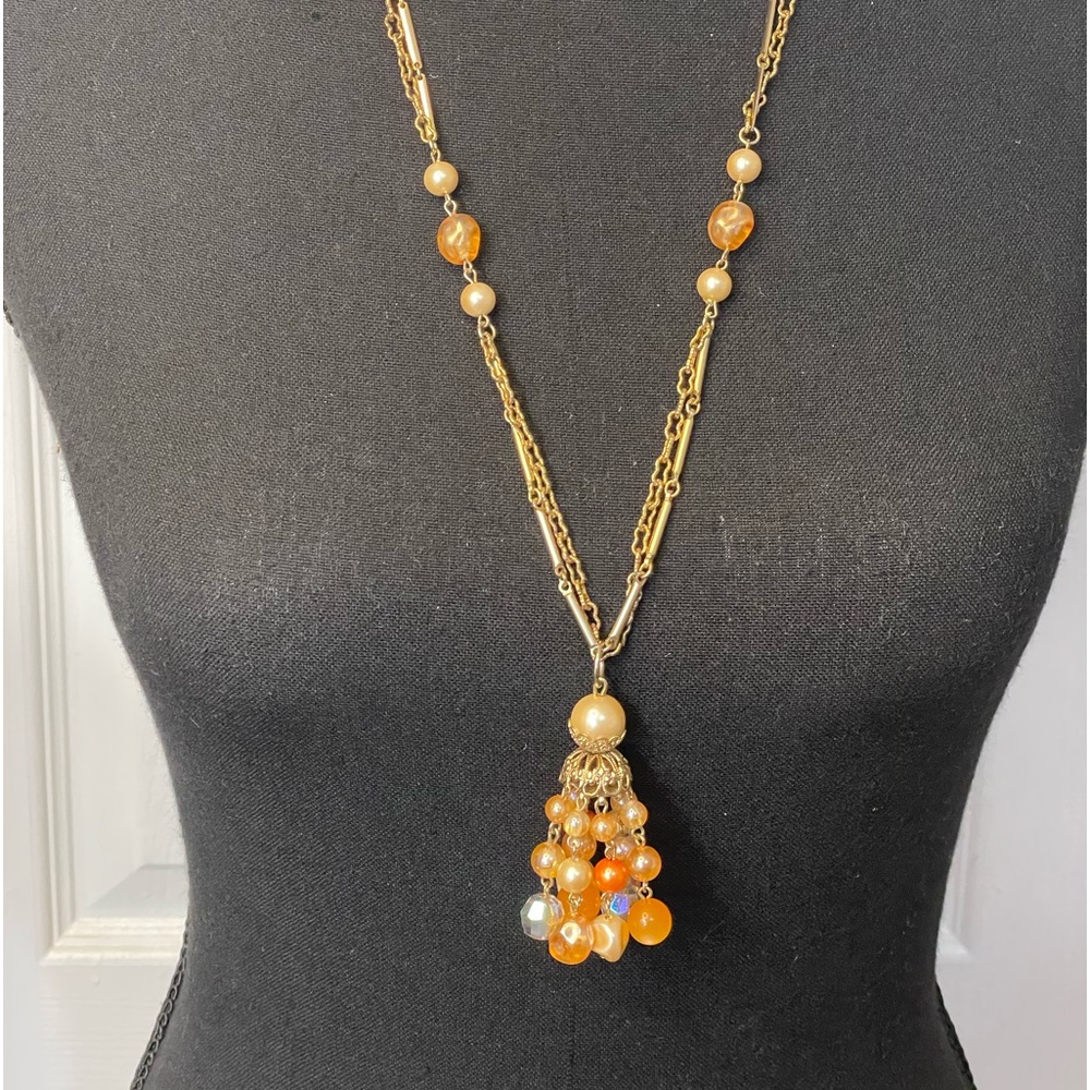 Vintage beaded necklace orange and gold tone 16”